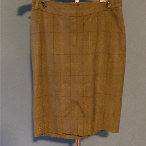 H&M Dresses & Skirts - H &M pencil skirt